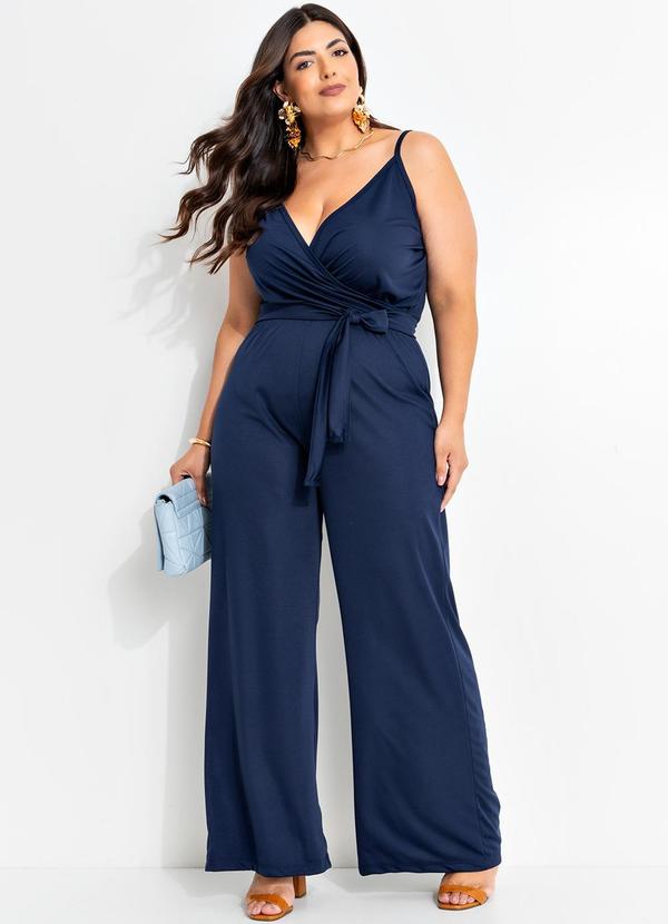 Macacão Marinho de Alças e Amarração Plus Size