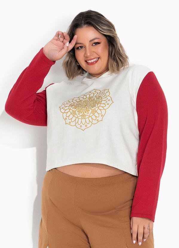 Casaco Off White com Gorro Plus Size
