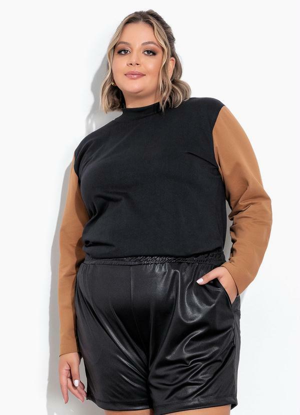 Casaco Preto e Caramelo com Gola Alta Plus Size