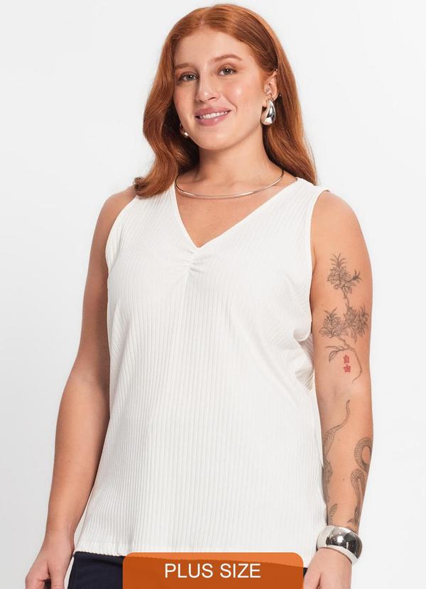 Regata Plus Size em Ribana Canelada Bege