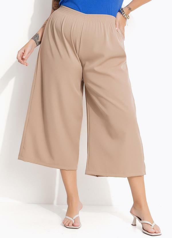 Short Bege em Crepe Plano Sarjado