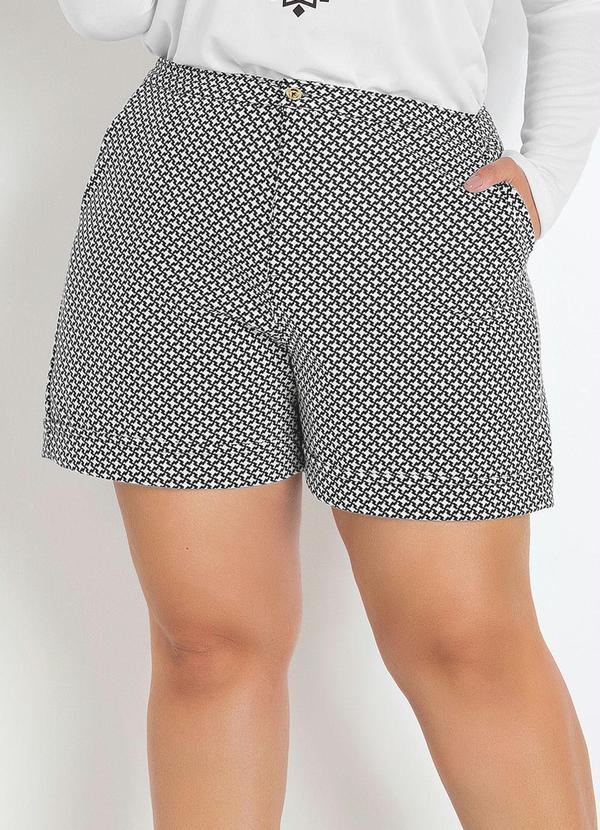 Short Estilo Alfaiataria Xadrez Plus Size