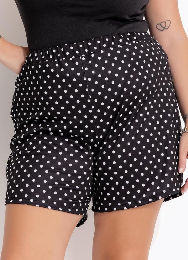 Short Poá Plus Size com Bolsos Decorativos