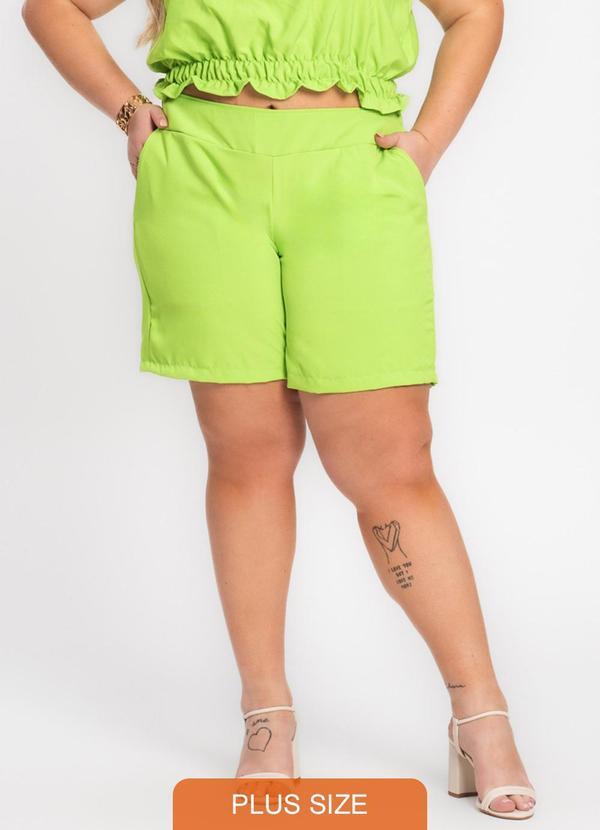 Shorts Feminino Plus Size Crepe Light Verde