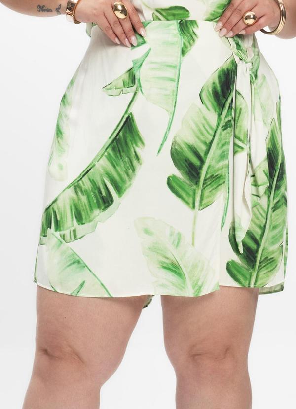 Shorts Saia Feminino Plus Size Bege