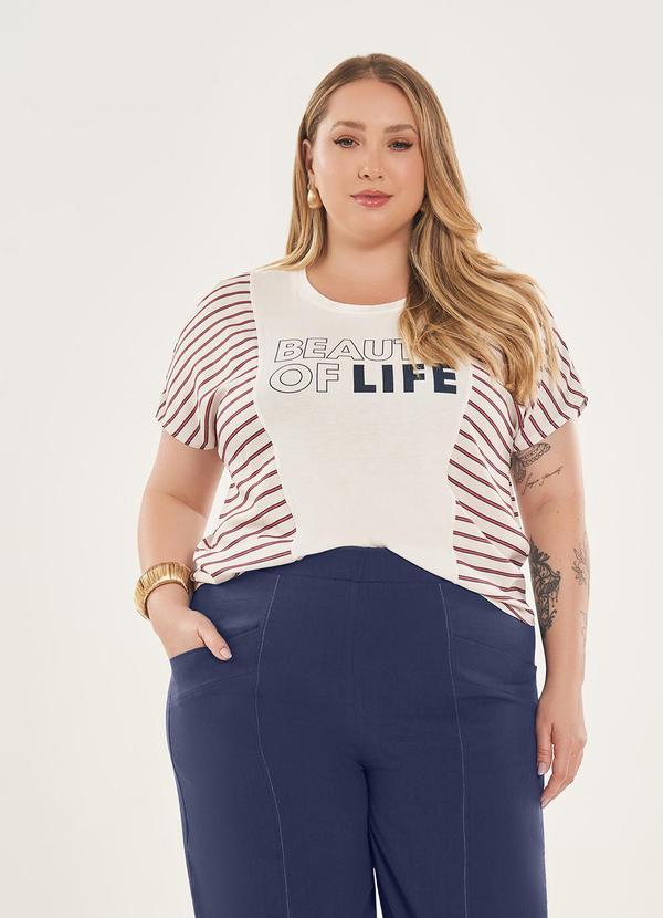 T-Shirt Listrada com Estampa Frontal Branca
