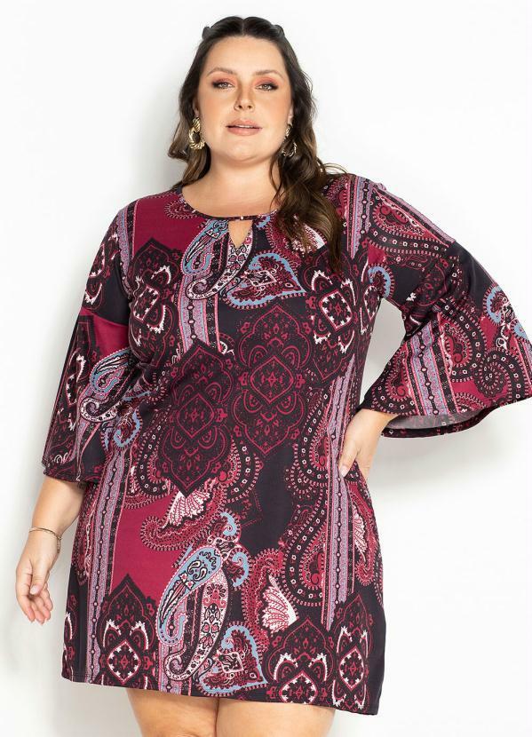 Vestido Arabescos com Mangas Flare Plus Size