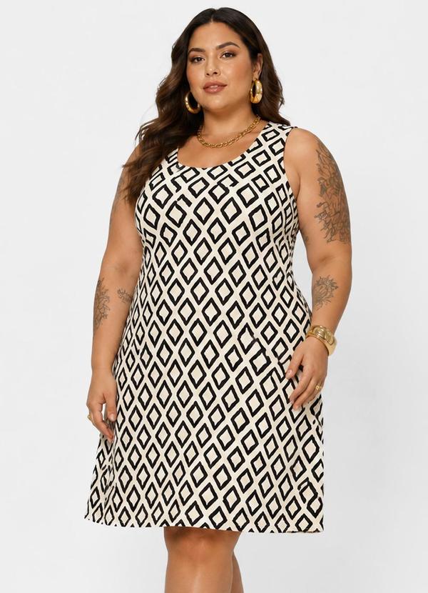 Vestido Curto Estampado Plus Size Bege
