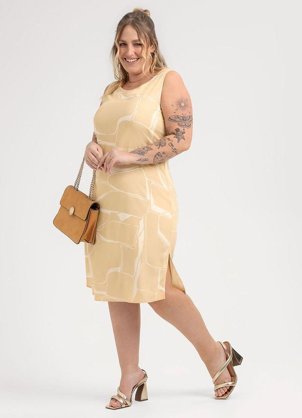 Vestido Curto Plus Size em Viscose Bege