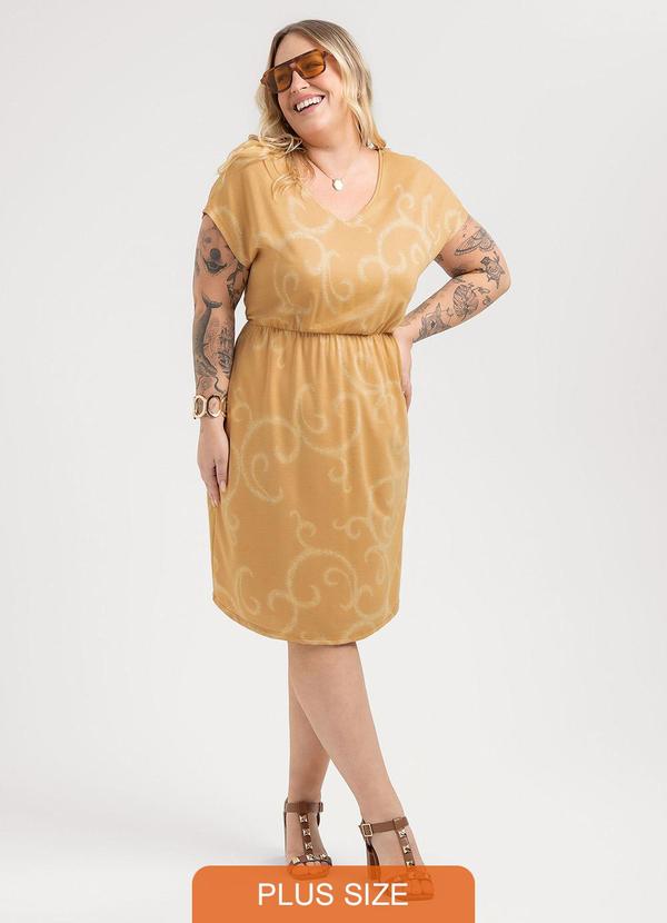 Vestido Curto Plus Size em Viscose Marrom