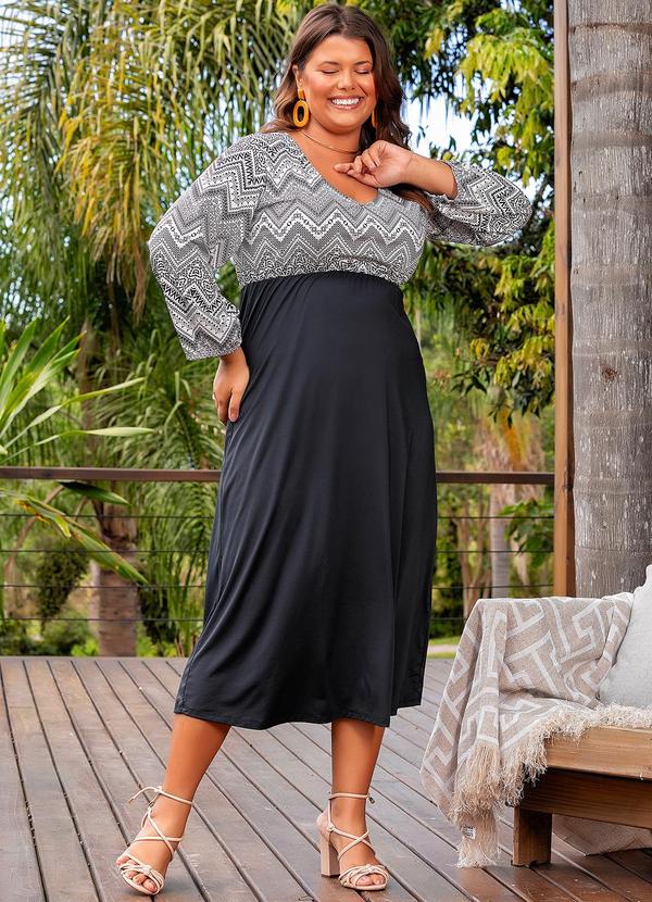 Vestido Étnico Preto em Poliflex
