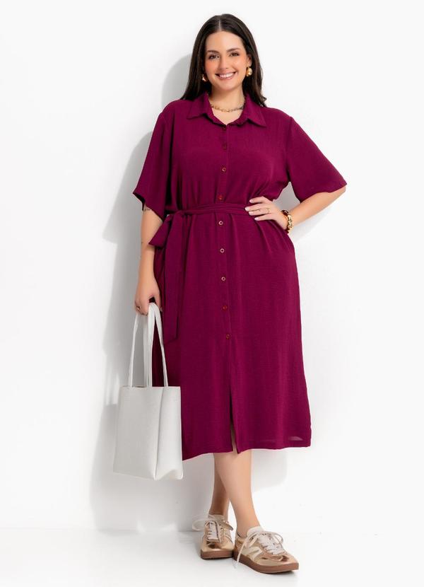 Vestido Chemise Vinho de Botão em Tecido Texturizado