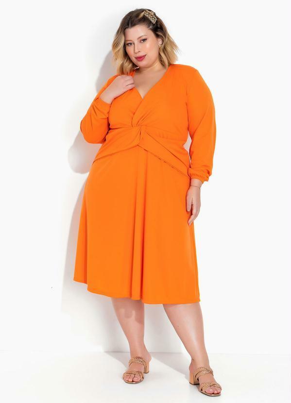Vestido Laranja com Torção Plus Size