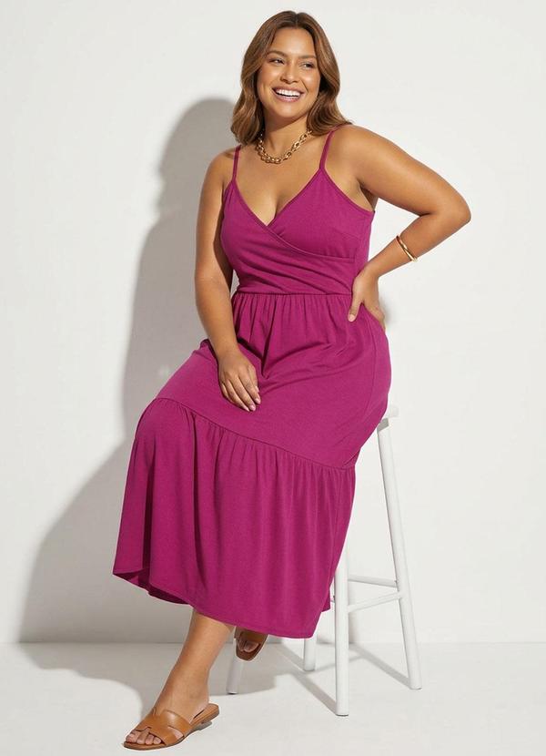 Vestido Pink com Transpasse Plus Size