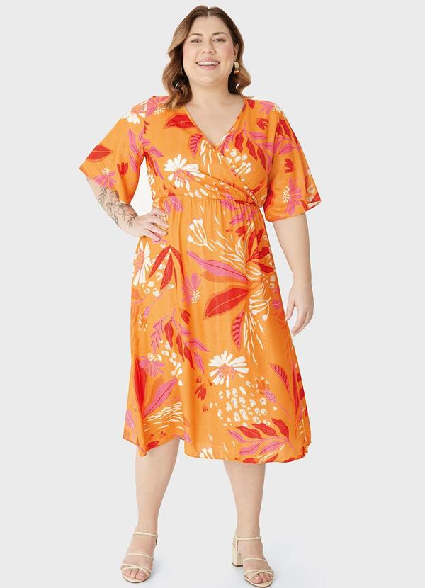 Vestido Tropical Mídi Evasê com PlusLaranja