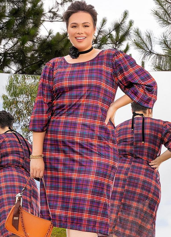 Vestido Xadrez Vibrante em Jersey Acetinado