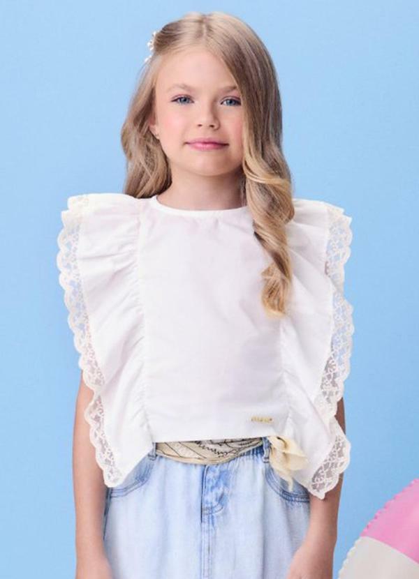 Blusa Off White com Bordado