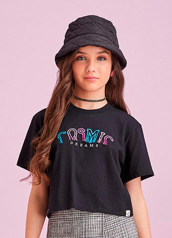 T-Shirt Bordada Preto