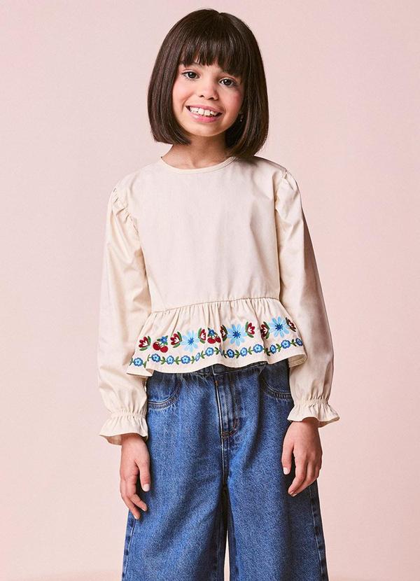 Blusa Menina Infantil com Bordado de Flores