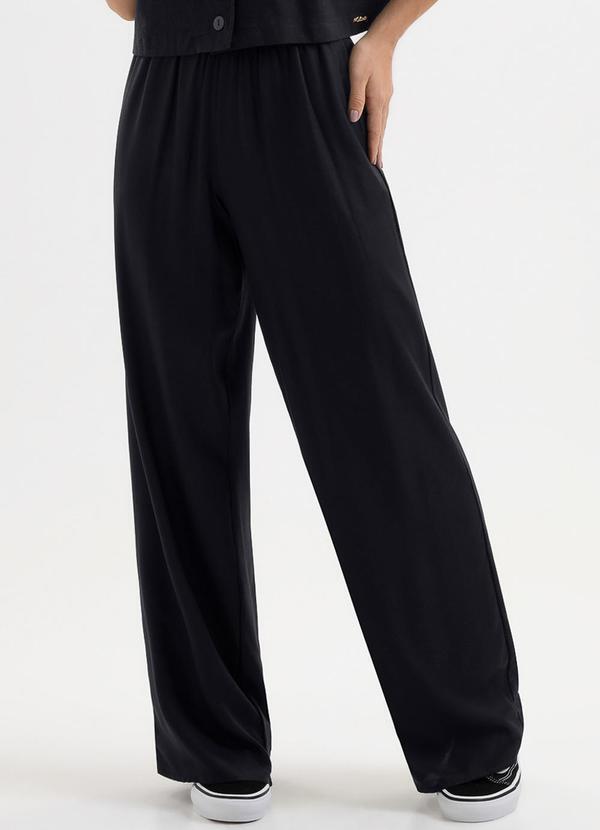 Calça Pantalona em Viscose Sarjada Preto