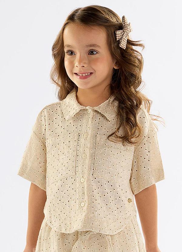 Vista 2 Camisa Infantil para Menina em Laise Bege Up Baby Up Baby