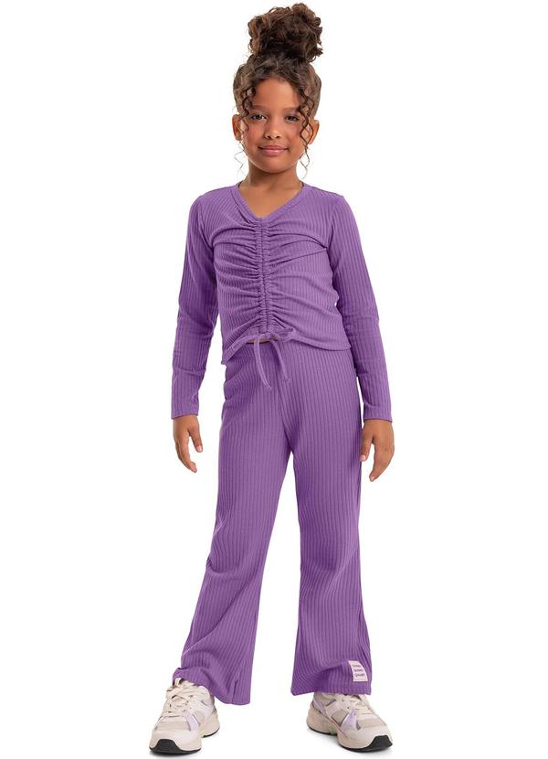 Vista 2 Conjunto Blusa e Calça Flare Infantil Roxo Quimby Quimby