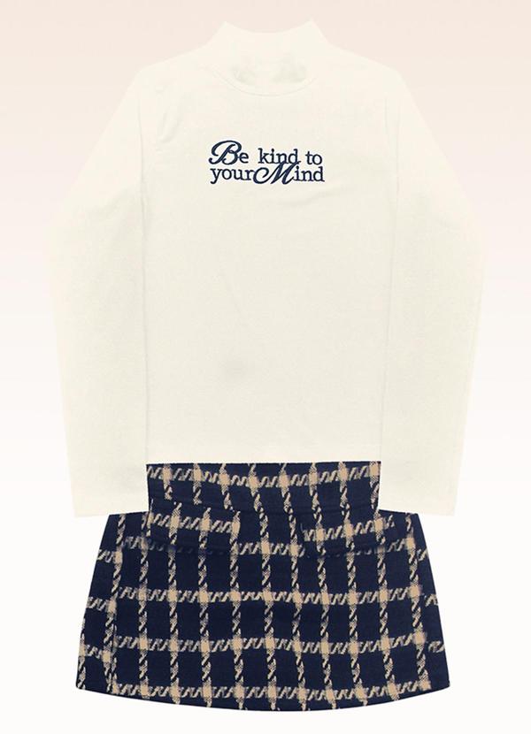 Conjunto Blusa Manga Longa e Shorts Saia Bege