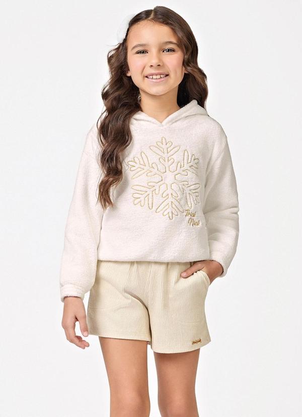 Conjunto Blusão com Capuz e Shorts Bege