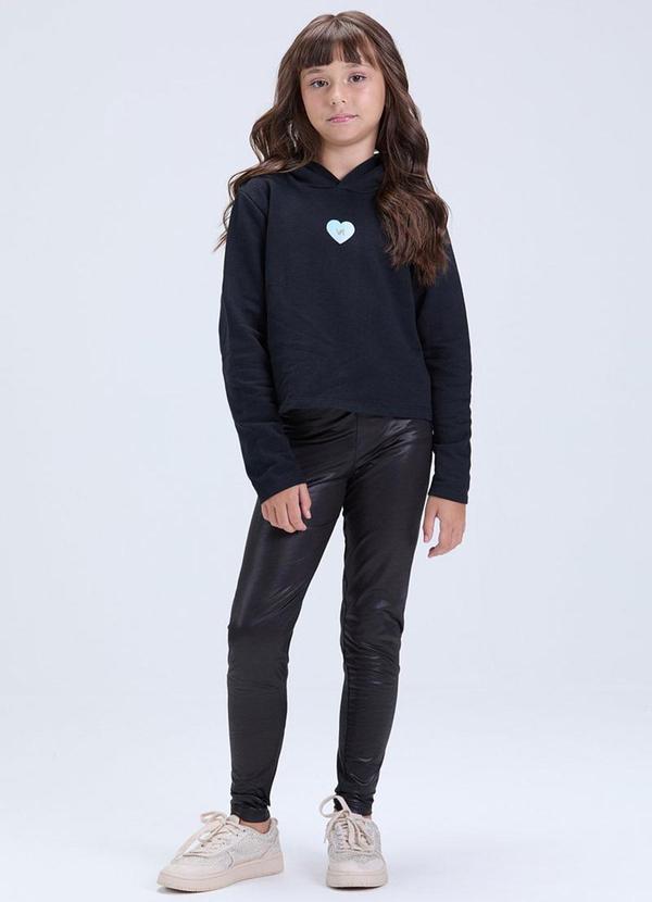 Conjunto Cropped Coração e Legging Cirrê Preto