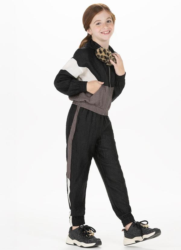 Conjunto Feminino com Jaqueta e Calça Preto