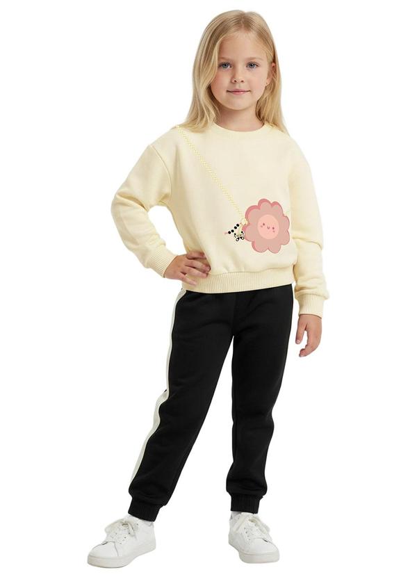 Conjunto Flor com Bordado Bege