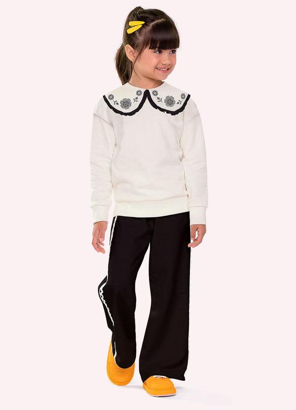Conjunto Infantil Menina Bordado Bege
