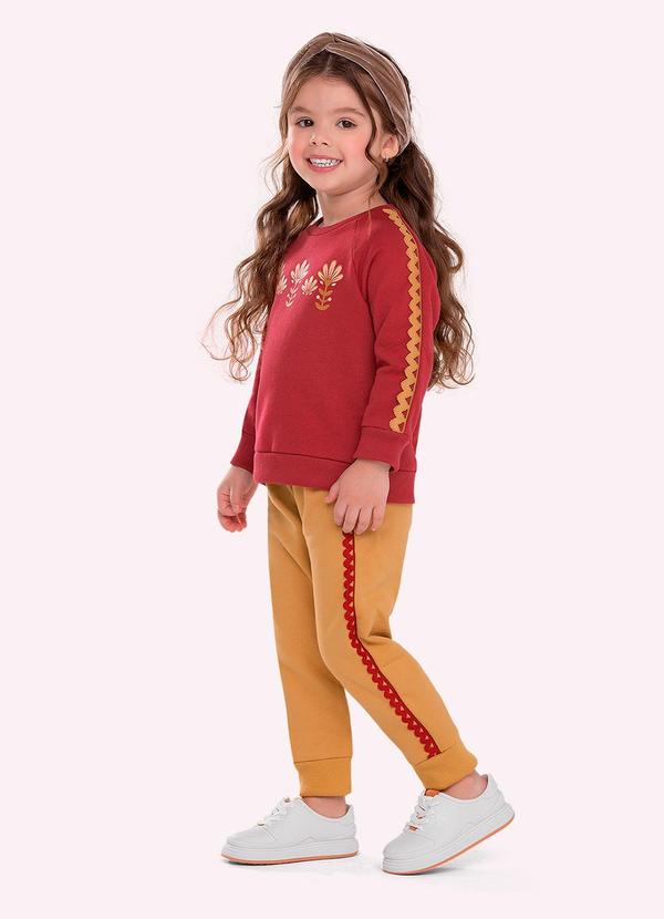 Conjunto Infantil Menina com Aviamentos Vermelho