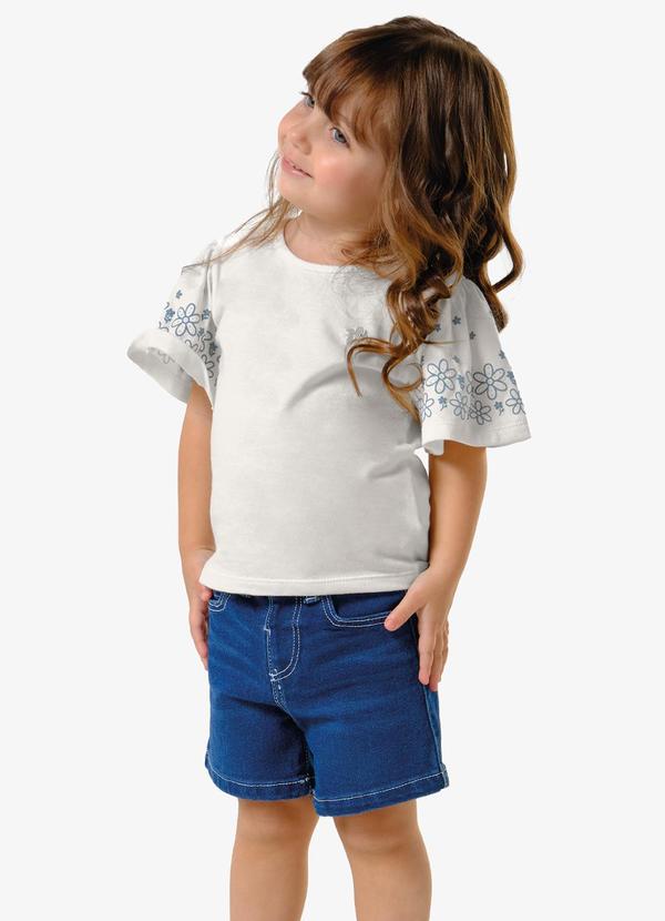 Conjunto Blusa com Shorts Bege