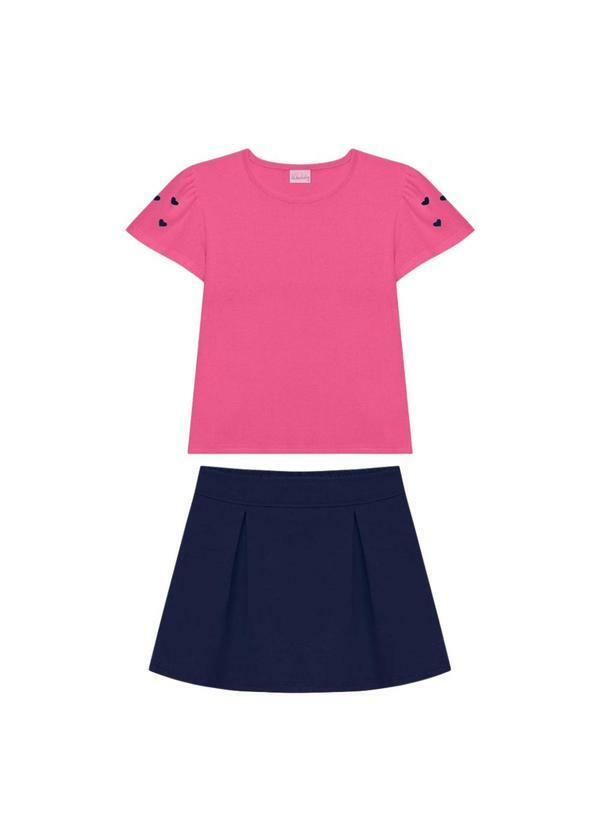Conjunto Blusa Coração e Short Saia Rosa