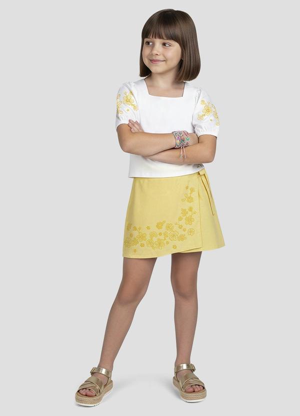 Conjunto Blusa Cotton e Shorts Saia Branco