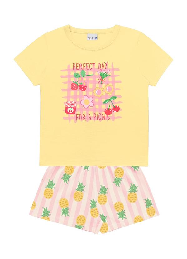 Conjunto Blusa e Shorts Amarelo