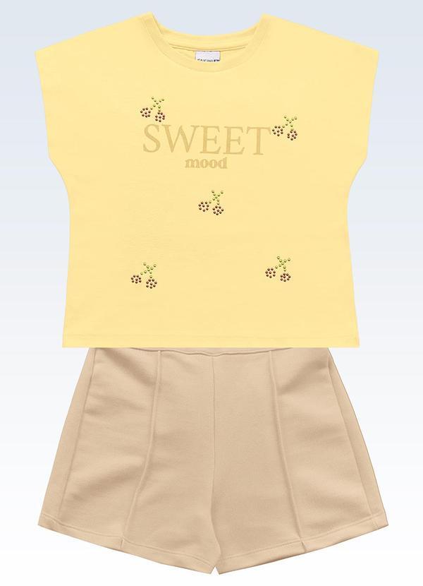 Conjunto Blusa e Shorts Amarelo
