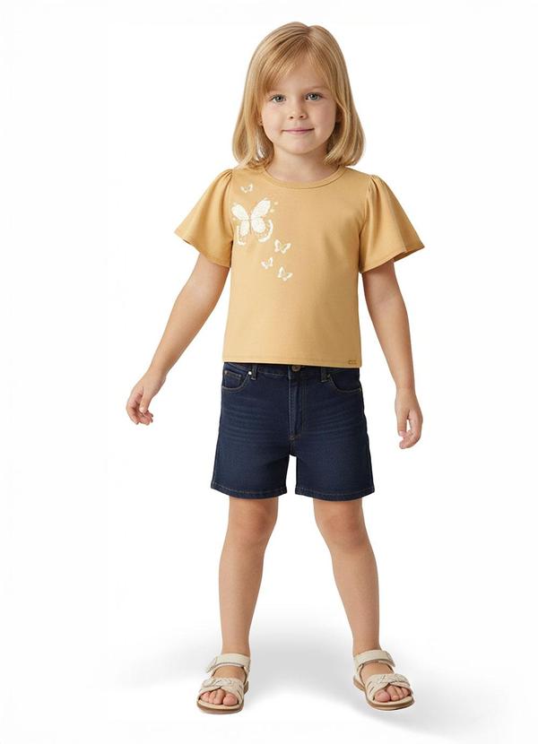 Conjunto Borboletas com Bordado e Jeans Amarelo