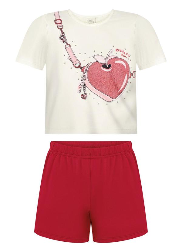 Conjunto com Blusa Estampada e Shorts Vermelho