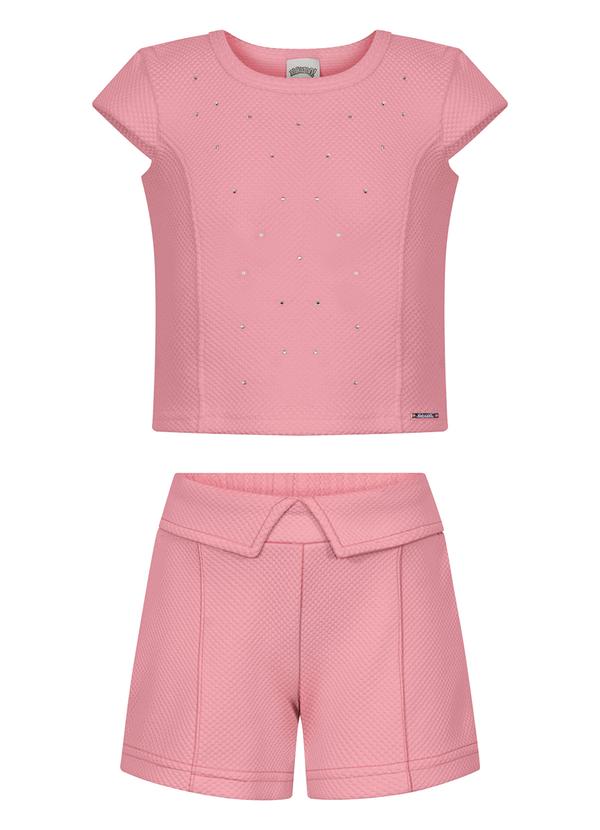 Conjunto com Shorts e Blusa Rosa
