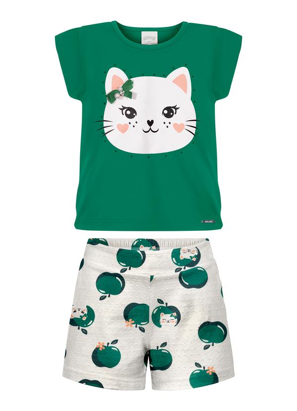 Conjunto com Shorts Estampado e Blusa Verde