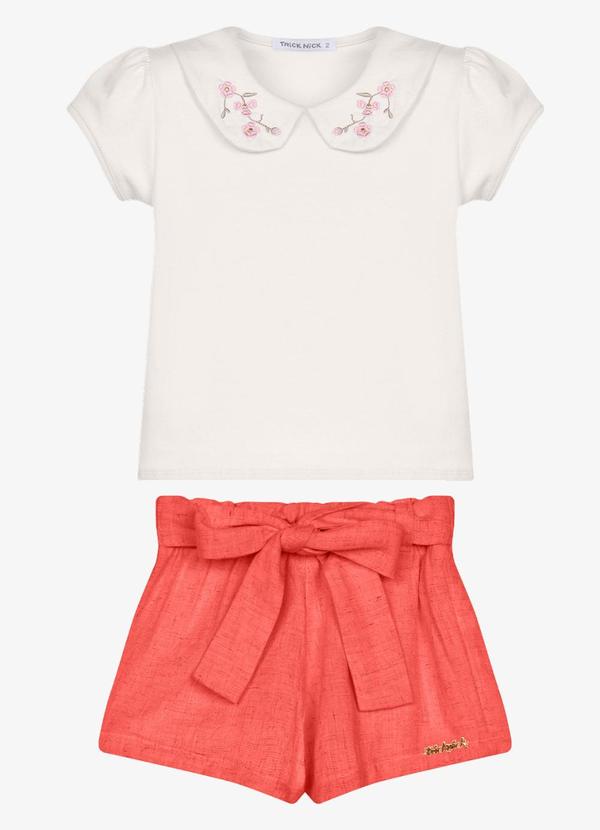 Conjunto Feminino Blusa com Shorts Bege