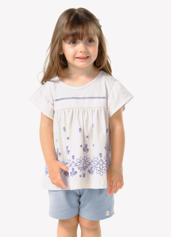 Conjunto Infantil Bata com Short Bege