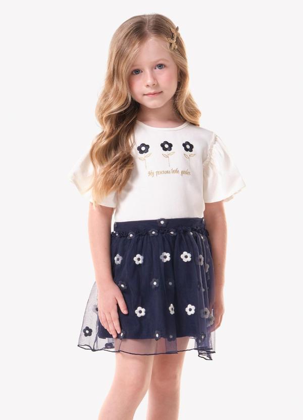 Conjunto Infantil Blusa com Saia Bege