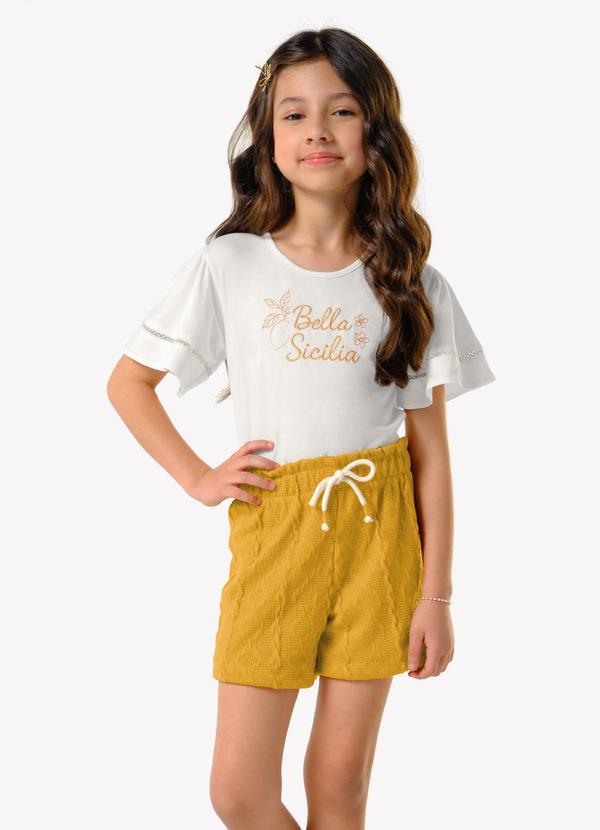 Conjunto Infantil Blusa com Shorts Bege