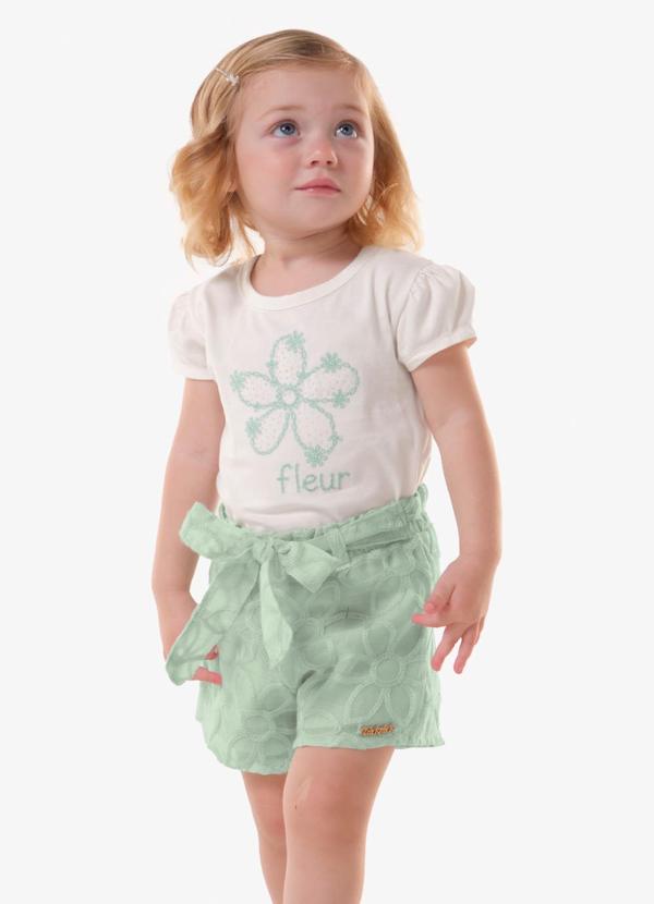 Conjunto Infantil Blusa com Shorts Bege