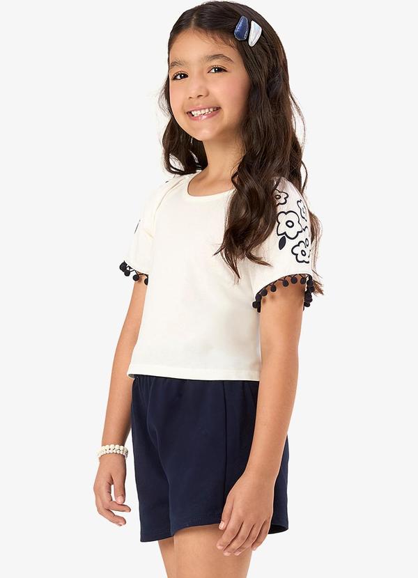 Conjunto Infantil Blusa com Shorts Bege
