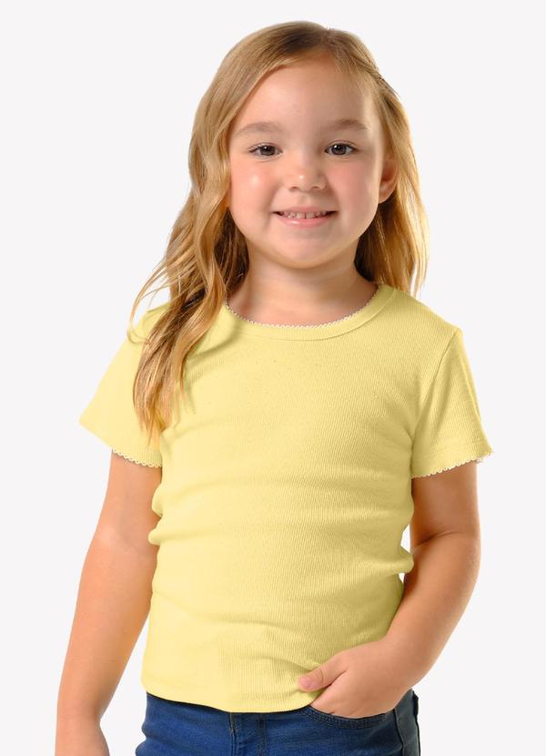 Conjunto Infantil Blusa e Shorts Amarelo