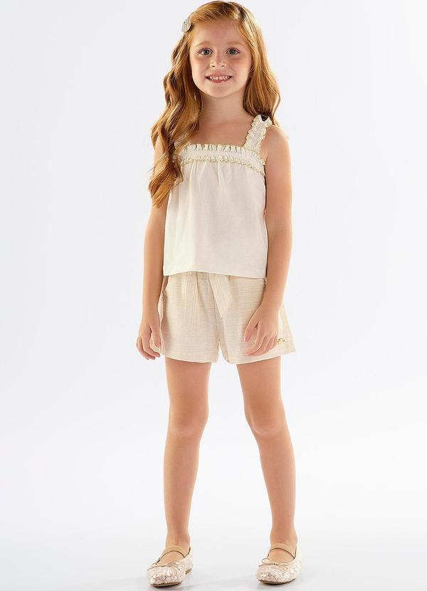 Conjunto Infantil com Blusa e Short Bege